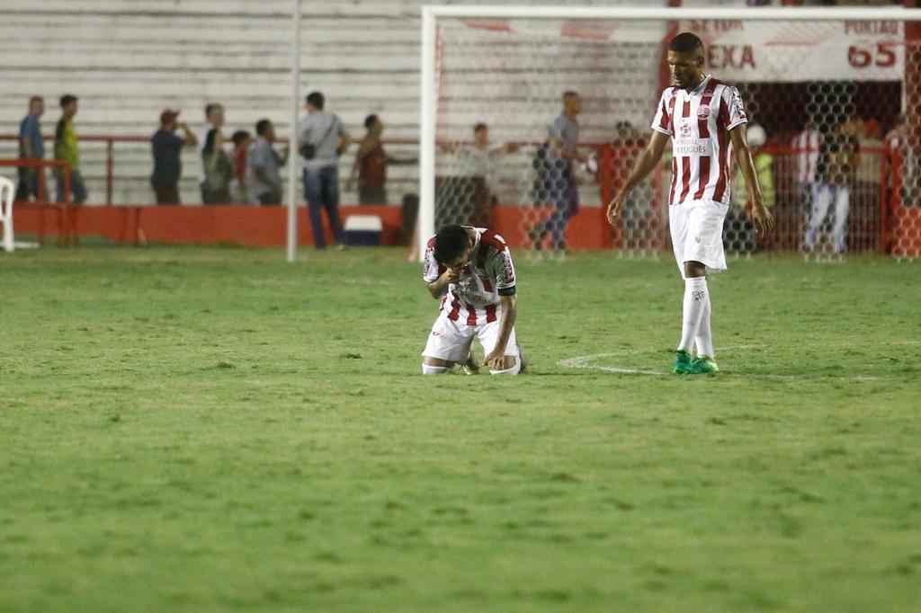 Nutico venceu o Imperatriz-MA aps duas partidas sem vencer, jogando longe de casa, com dois gols de Wallace Pernambucano