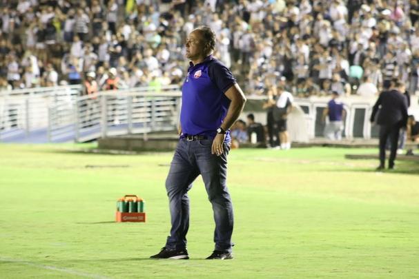 Botafogo-PB e Nutico se enfrentam por vaga na final da Copa do Nordeste, no estdio Almeido, em Joo Pessoa