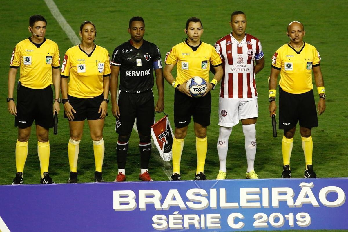 Na nica oportunidade - das poucas criadas - que teve, o Ferrovirio conseguiu furar a defesa do Nutico e sair na vantagem para casa