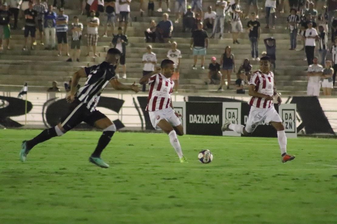 O Nutico visitou o Treze em Campina Grande, em partida vlida pela 4 rodada do Campeonato Brasileiro da Srie C