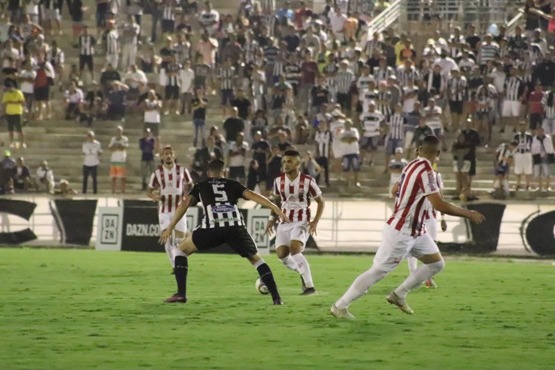 O Nutico visitou o Treze em Campina Grande, em partida vlida pela 4 rodada do Campeonato Brasileiro da Srie C