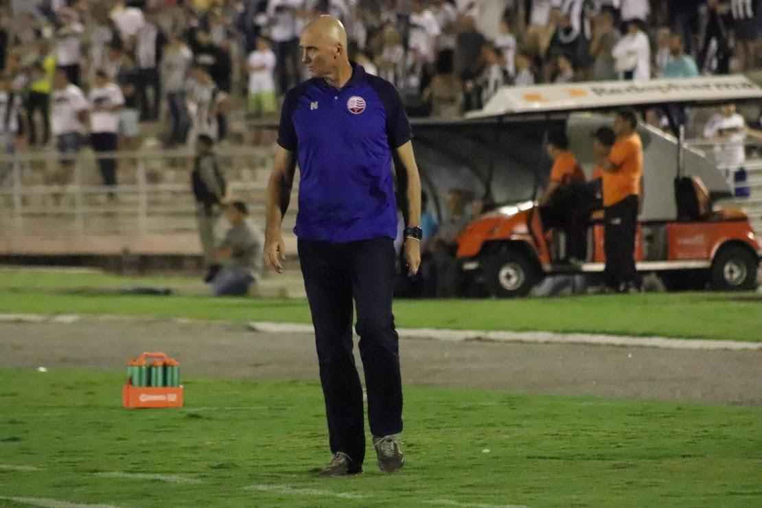 O Nutico visitou o Treze em Campina Grande, em partida vlida pela 4 rodada do Campeonato Brasileiro da Srie C