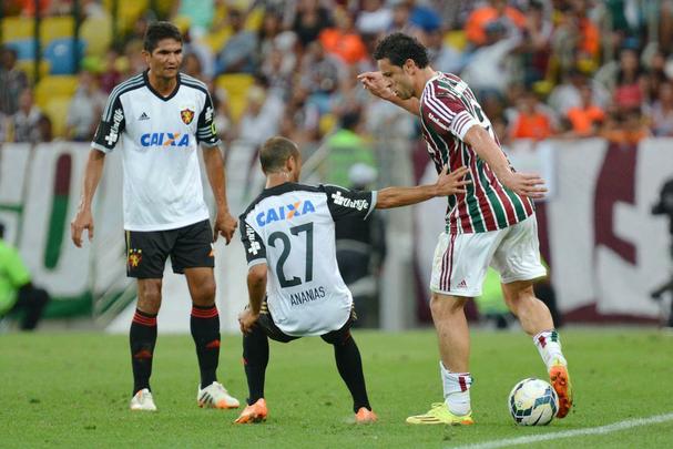 Segundo uniforme do Sport feito pela Adidas para a temporada de 2014.