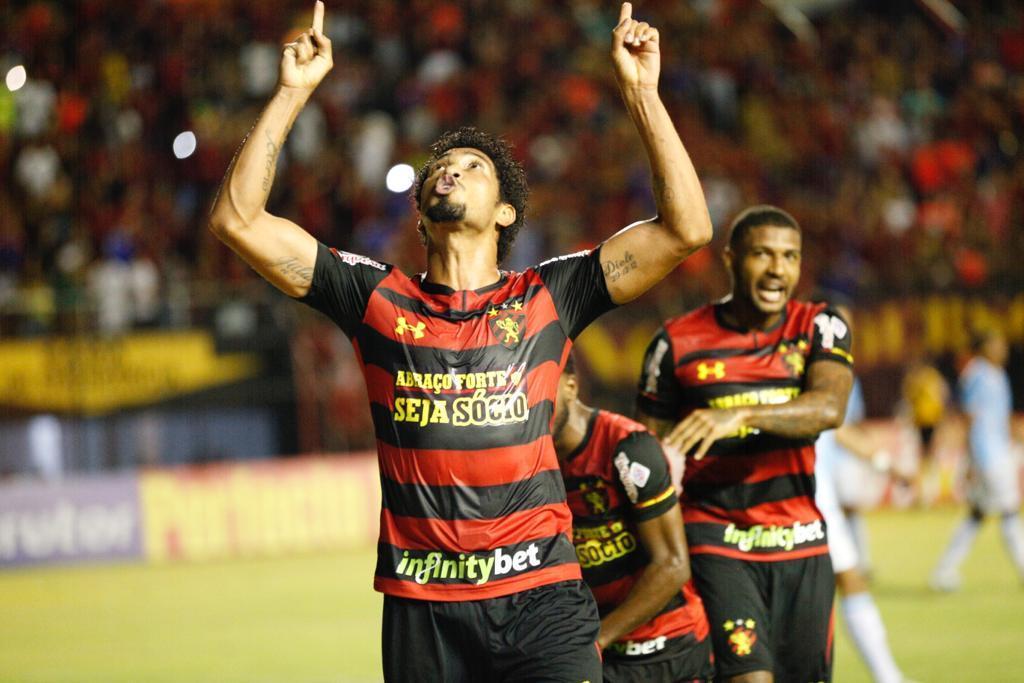 Sport e Londrina se enfrentaram na Ilha do Retiro pela 5 rodada da Srie B do Campeonato Brasileiro