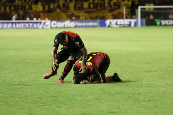 Sport e Londrina se enfrentaram na Ilha do Retiro pela 5ª rodada da Série B do Campeonato Brasileiro