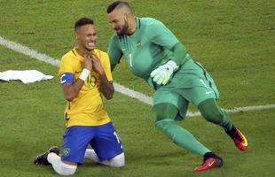 Em 2016, o futebol brasileiro ganhou a primeira medalha de ouro da sua histria. Nos pnaltis, o Brasil bateu a Alemanha. Neymar foi o lder da equipe durante a competio. 
