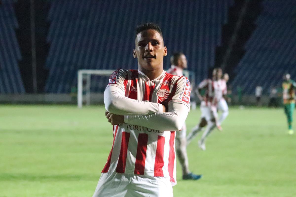 Com o triunfo, Alvirrubro retornou ao G4 do grupo A da Srie c, com 11 pontos conquistados 