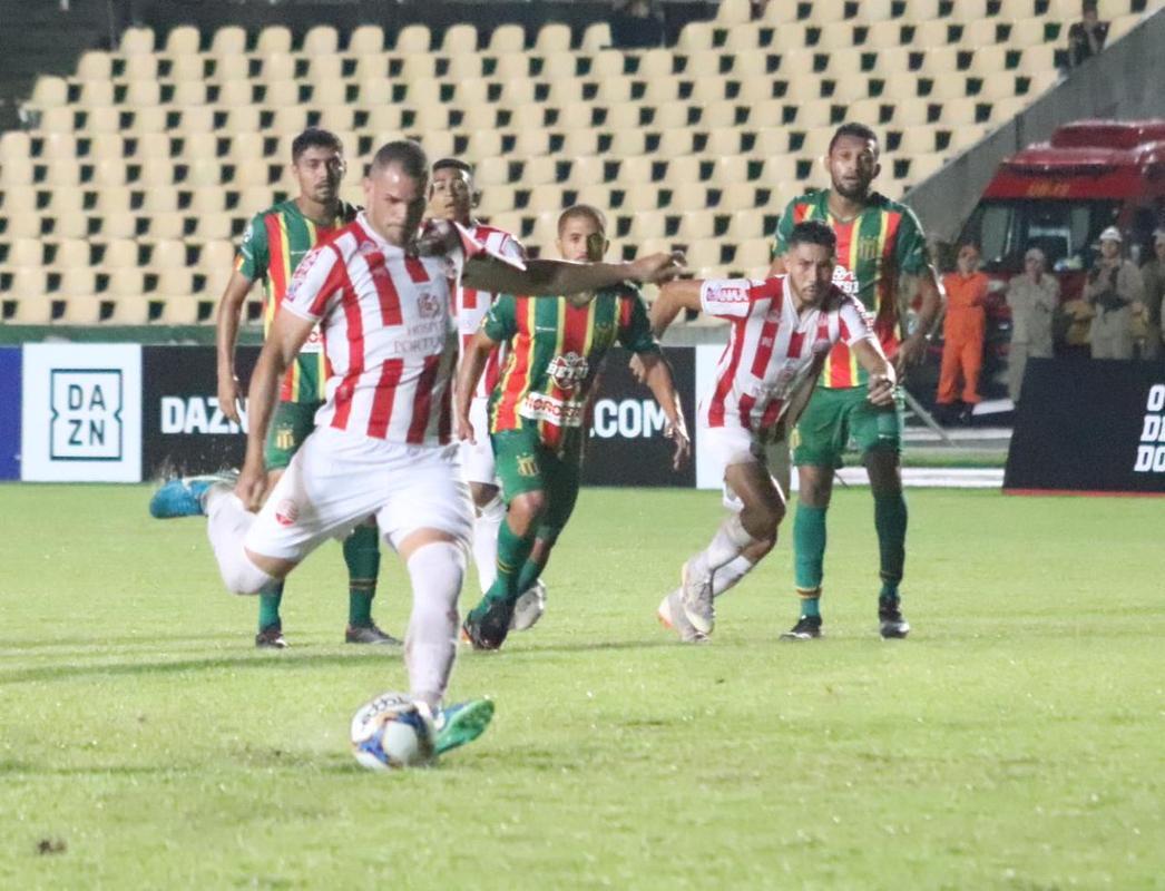 Com o triunfo, Alvirrubro retornou ao G4 do grupo A da Srie c, com 11 pontos conquistados 