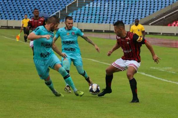 Pela Copa do Nordeste, Pipico fez o gol da vitria sobre o Moto Club, fora de casa