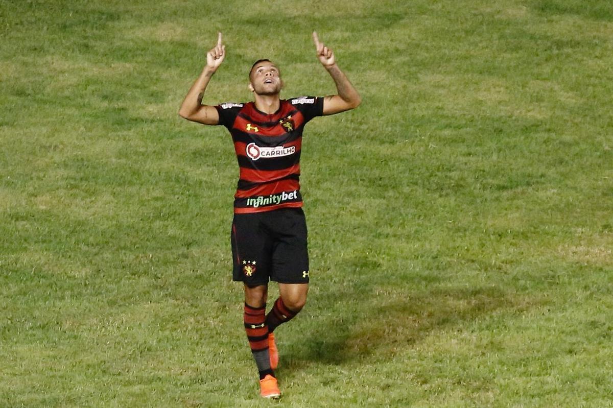 No ltimo jogo antes da pausa para a realizao da Copa Amrica 2019, Sport e CRB se enfrentaram na Ilha do Retiro pela 8 rodada da Srie B