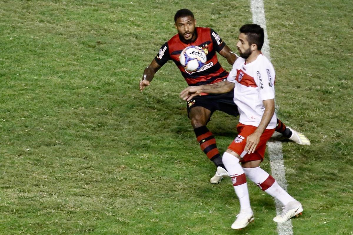 No ltimo jogo antes da pausa para a realizao da Copa Amrica 2019, Sport e CRB se enfrentaram na Ilha do Retiro pela 8 rodada da Srie B