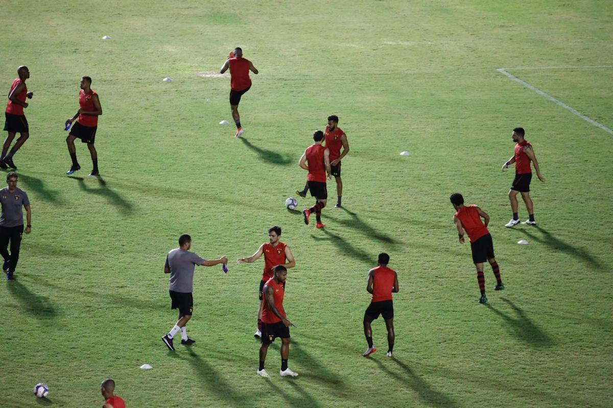 No ltimo jogo antes da pausa para a realizao da Copa Amrica 2019, Sport e CRB se enfrentaram na Ilha do Retiro pela 8 rodada da Srie B