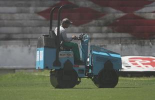 Alvo de crticas aps o jogo contra o Confiana, gramado do Arruda tem sido cuidado e j apresenta sensvel melhora para partida com o Ferrovirio-CE