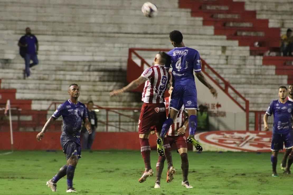 Nutico venceu Confiana de virada, nos Aflitos, e assumiu a vice-liderana do Grupo A da Srie C