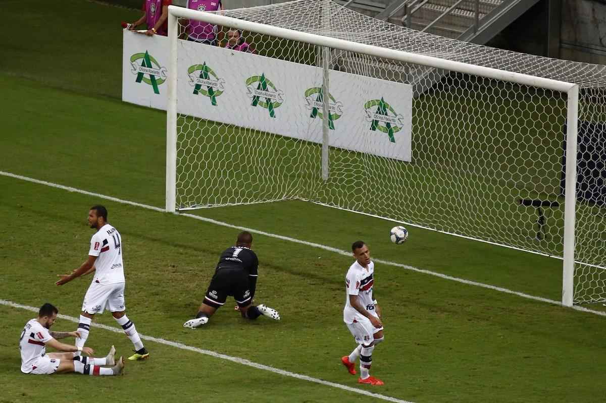Tricolor do Arruda enfrenta Cavalo de Ao, na Arena de Pernambuco, em partida vlida pela 15 rodada da Srie C 