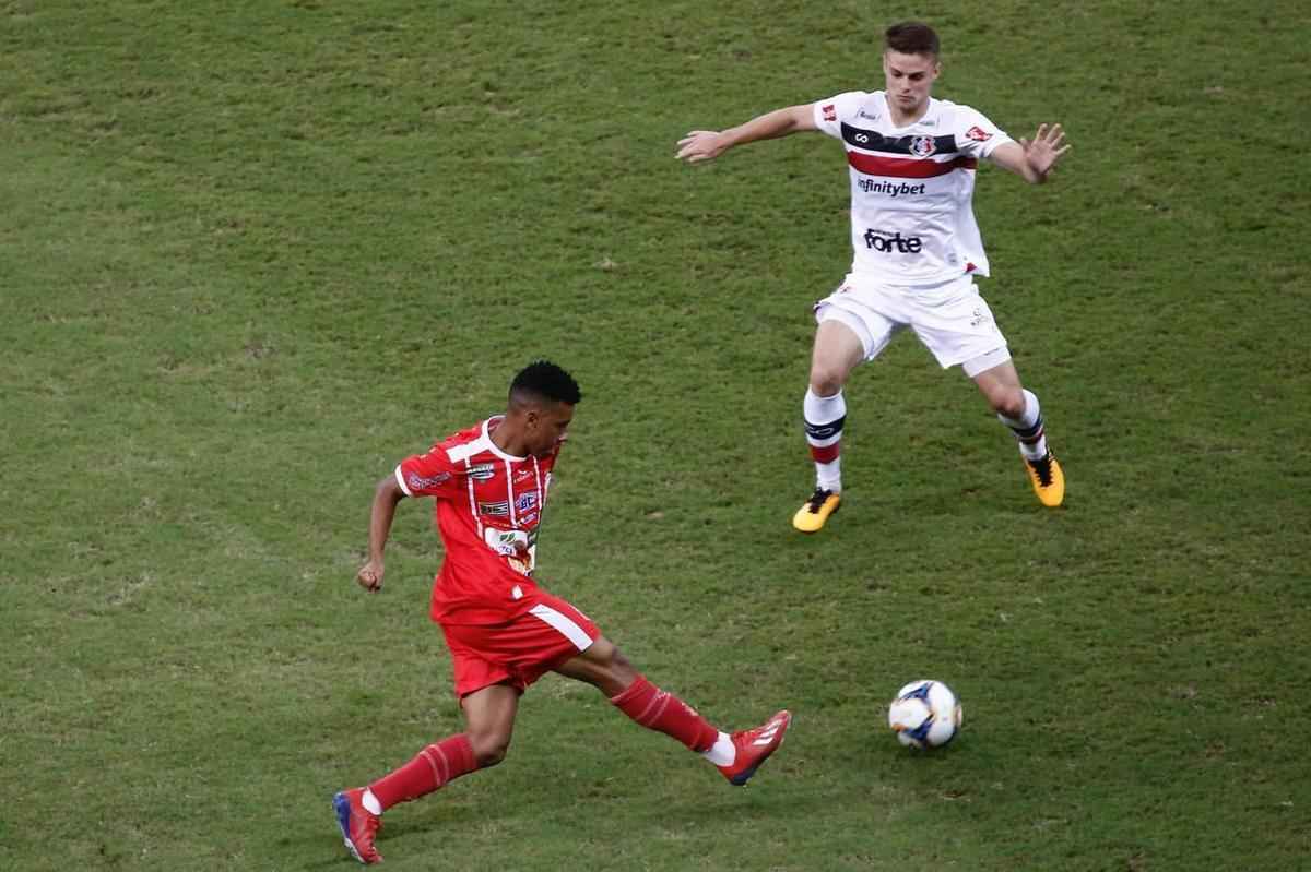 Tricolor do Arruda enfrenta Cavalo de Ao, na Arena de Pernambuco, em partida vlida pela 15 rodada da Srie C 