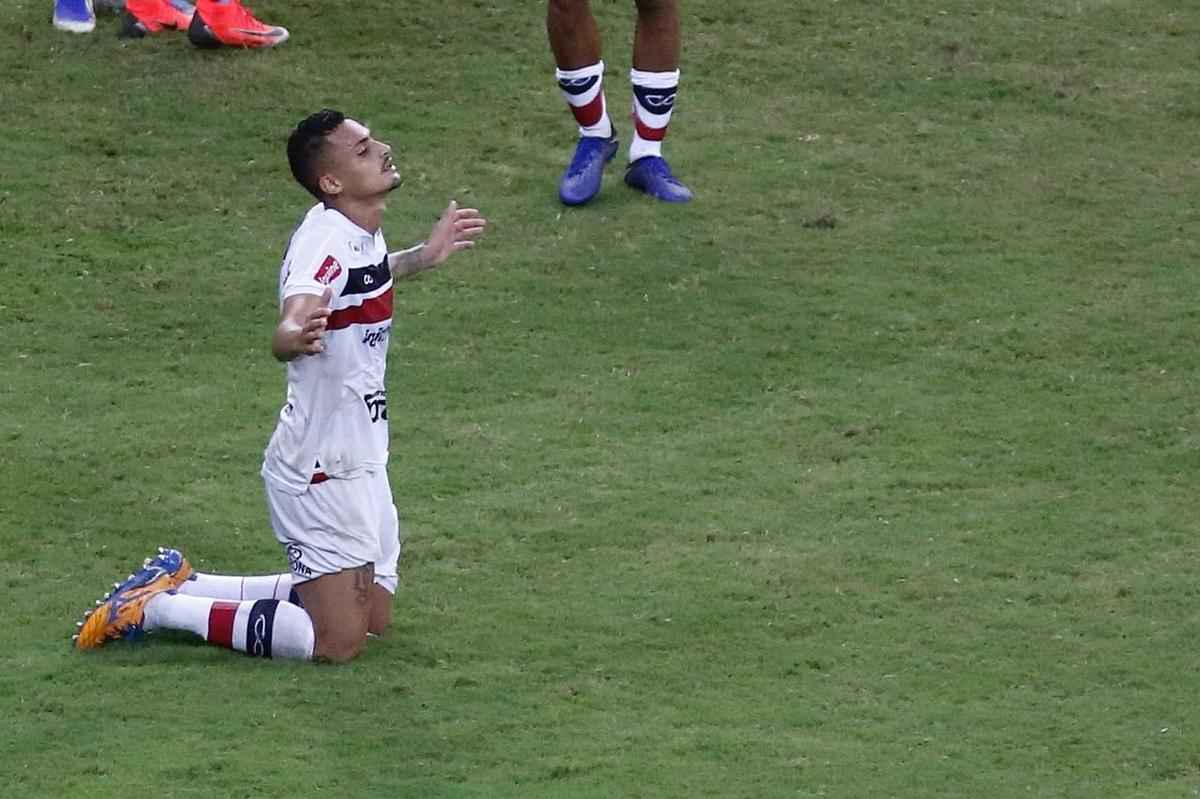 Tricolor do Arruda enfrenta Cavalo de Ao, na Arena de Pernambuco, em partida vlida pela 15 rodada da Srie C