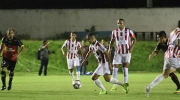 Com o resultado, o Alvirrubro precisar vencer, de qualquer jeito, o Sampaio Corra, na prxima rodada, nos Aflitos 