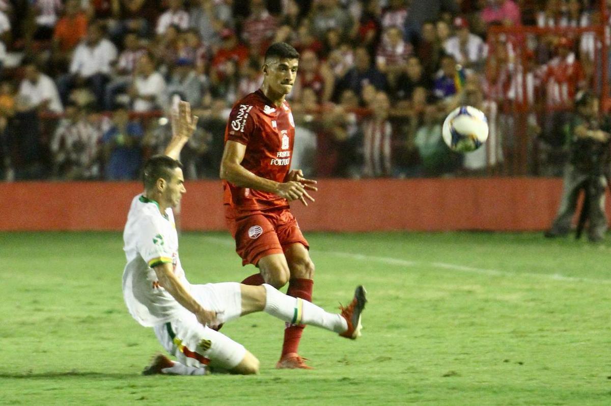 Com casa cheia, Timbu fez a antepenltima rodada da primeira fase da Srie C dentro dos Aflitos
