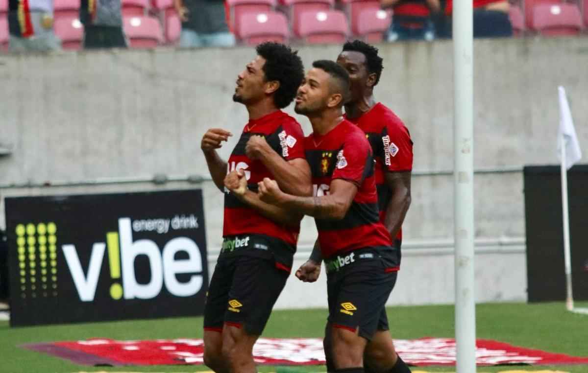 Em estreia de novo uniforme, Sport enfrenta o Botafogo-SP, na Arena de Pernambuco, em partida vlida pela 16 rodada da Srie B
