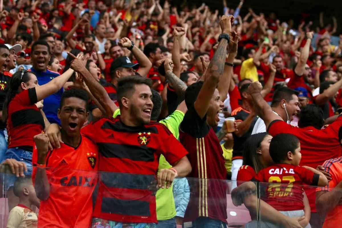Em estreia de novo uniforme, Sport enfrenta o Botafogo-SP, na Arena de Pernambuco, em partida vlida pela 16 rodada da Srie B