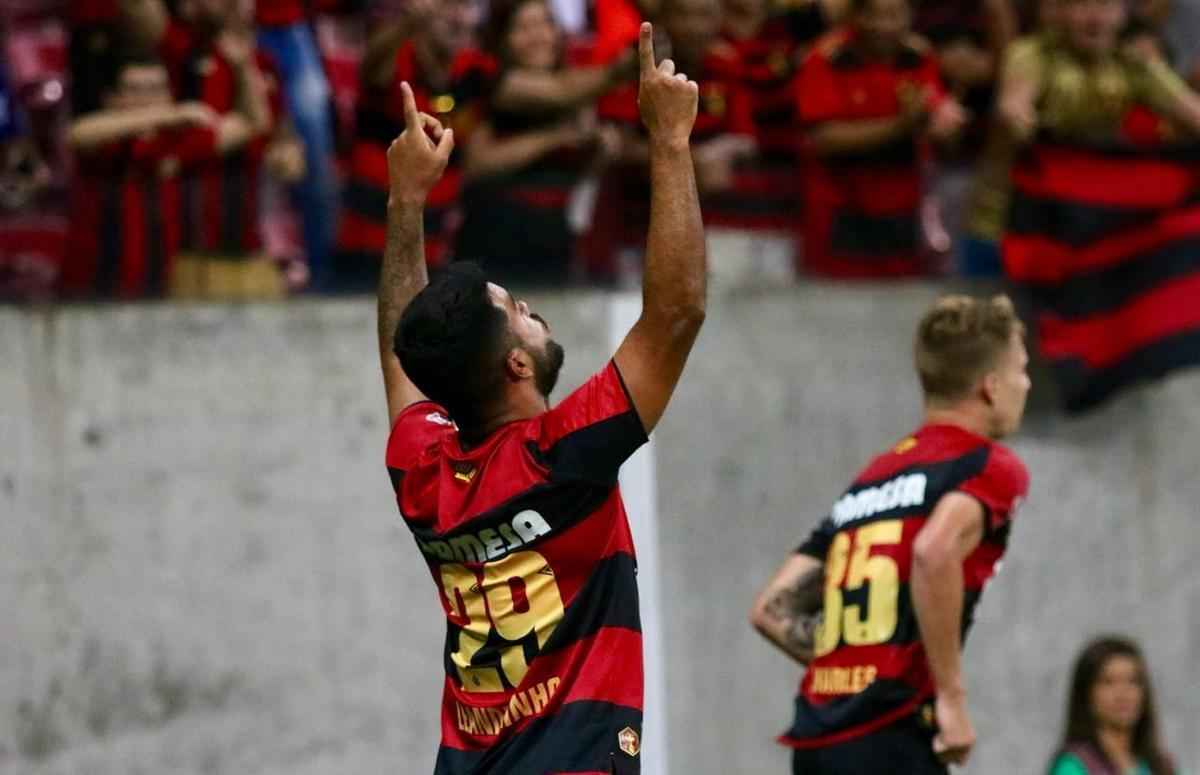 Em estreia de novo uniforme, Sport enfrenta o Botafogo-SP, na Arena de Pernambuco, em partida vlida pela 16 rodada da Srie B