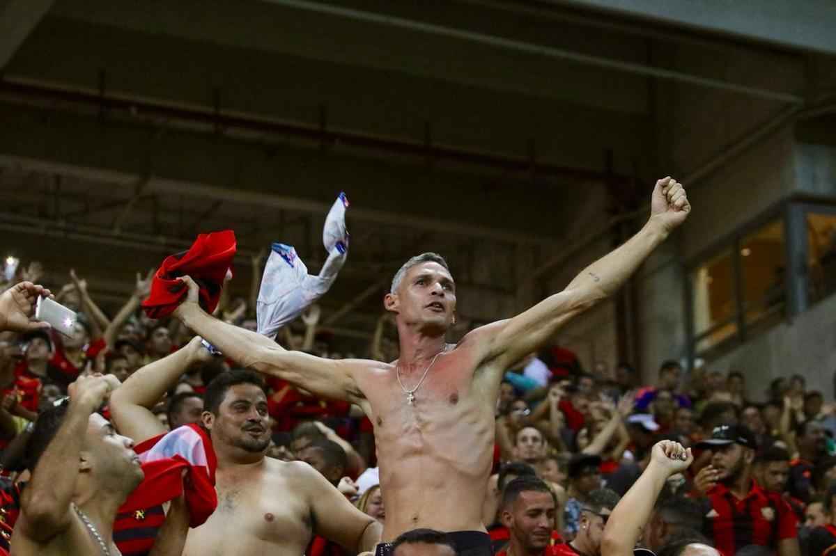 Em estreia de novo uniforme, Sport enfrenta o Botafogo-SP, na Arena de Pernambuco, em partida vlida pela 16 rodada da Srie B