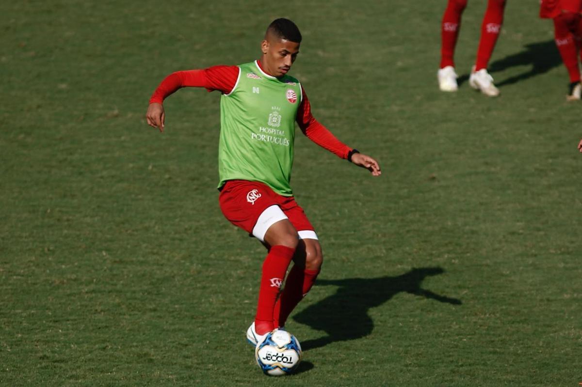 Timbu trocou o CT Wilson Campos pelo estdio dos Aflitos na tarde desta quarta-feira