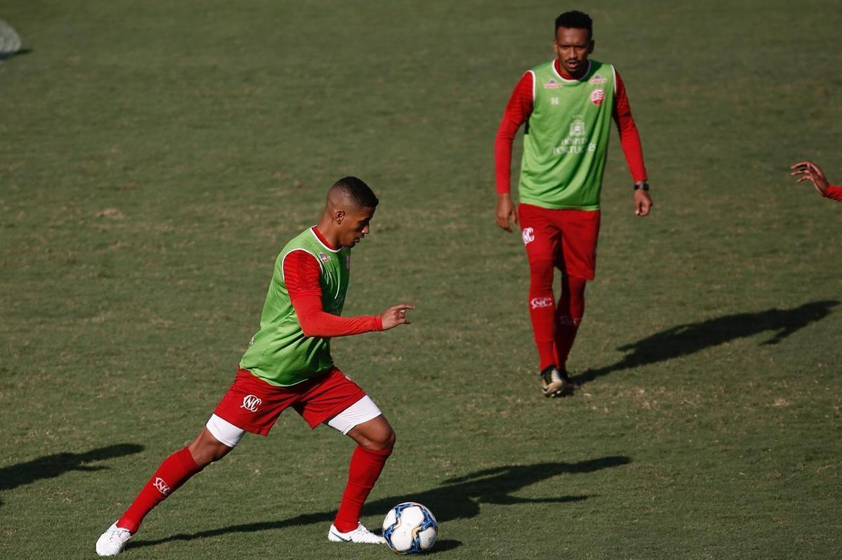 Timbu trocou o CT Wilson Campos pelo estdio dos Aflitos na tarde desta quarta-feira