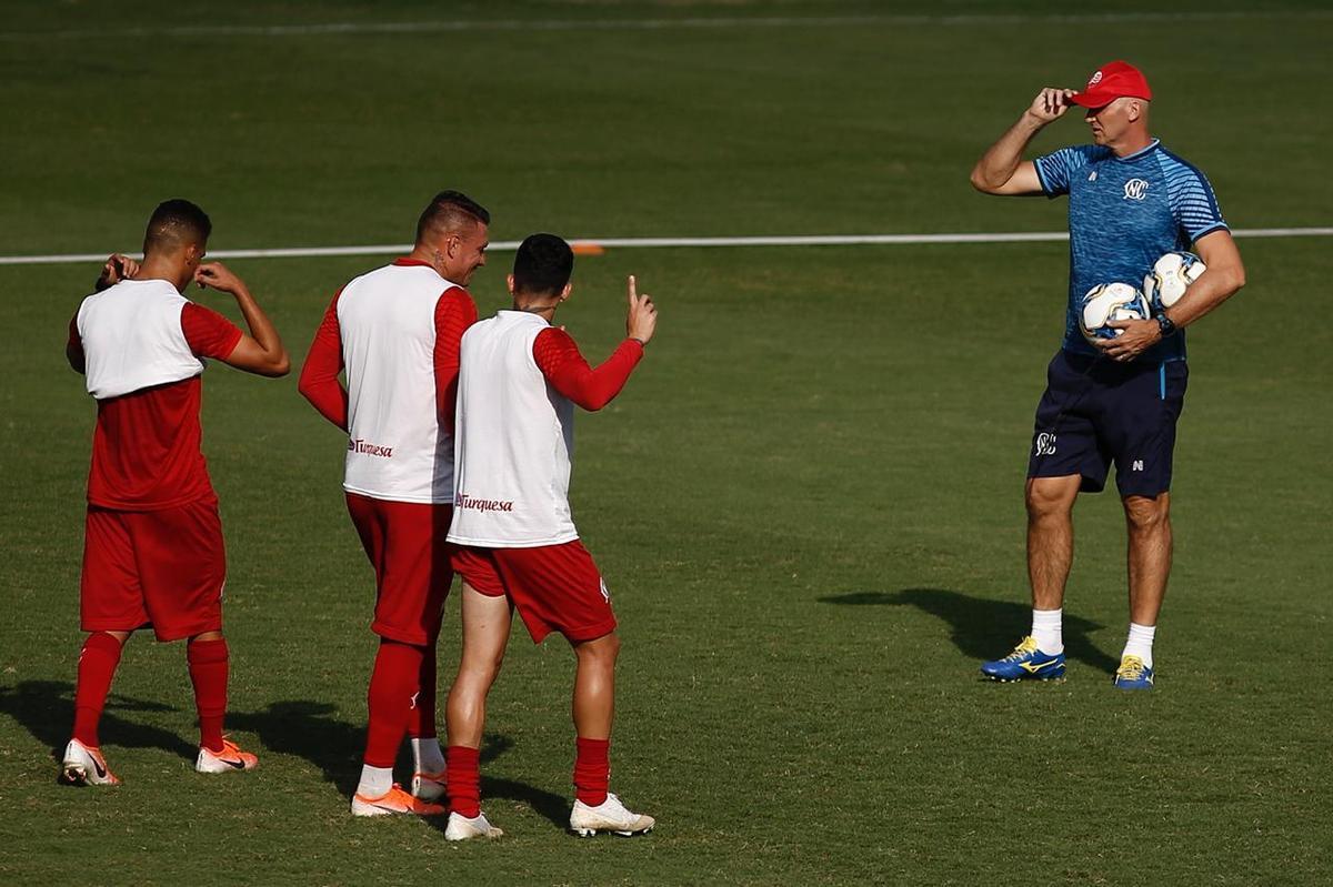 Timbu trocou o CT Wilson Campos pelo estdio dos Aflitos na tarde desta quarta-feira