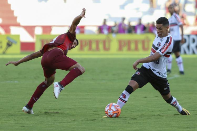 Tricolores tambm avanaram em cima do Timbu, mas jogo ficou zerado no placar