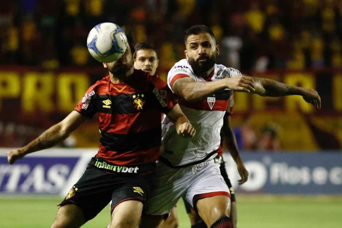 Com o resultado, o Leo vai para o 10 empate na competio 