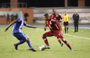 Jogo foi marcado por poucas chances entre as duas equipes