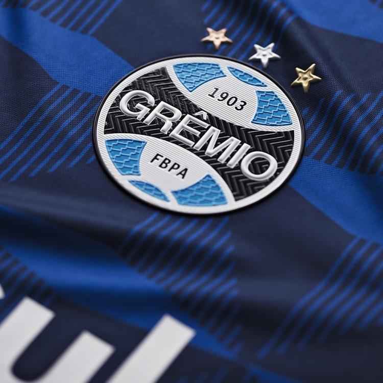 Confira as imagens do terceiro uniforme do Grêmio