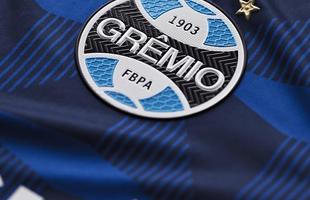 Uniforme do Grêmio foi o primeiro da linha comemorativa da Umbro pelos 95 anos da empresa