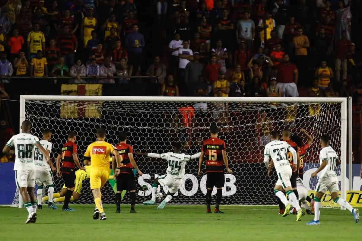 Na Ilha do Retiro, o Sport recebeu o Amrica-MG para tentar buscar sua terceira vitria consecutiva