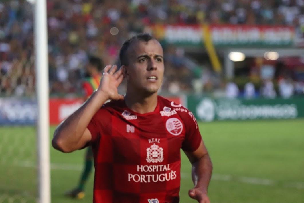 Em partida no Castelo, em So Lus, o Nutico conseguiu administrar sua vantagem, obtida nos Aflitos, em vitria por 3 a 1, e conquistou o ttulo ao empatar em 2 a 2 com o Sampaio Corra