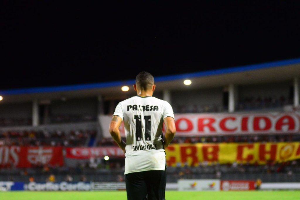 Pela 27 rodada da Srie B, CRB e Sport se enfrentaram no estdio Rei Pel, em Macei e, mais uma vez, o Leo saiu de campo com um empate, sendo o 13 na competio. 