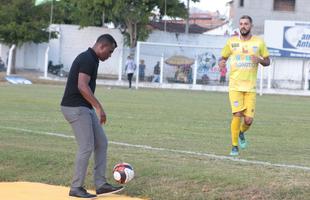 Ex-goleiro de Santa Cruz e Nutico, Nilson conquistou seu primeiro ttulo como treinador comandando a Srie A2 do Campeonato Pernambucano 
