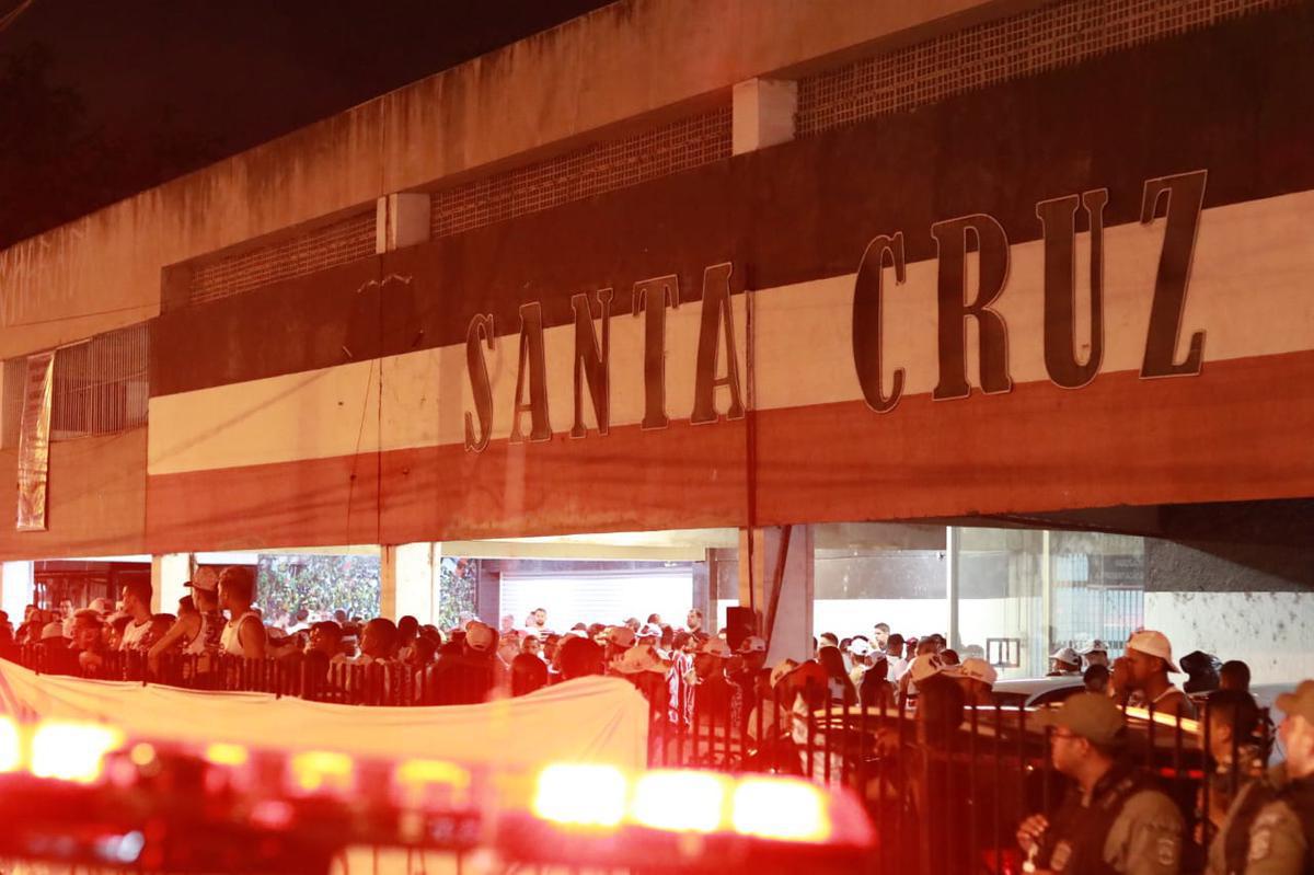 Conselho Deliberativo coral realizou primeira sesso para discutir verso do estatuto que ser levada  votao, em assembleia geral