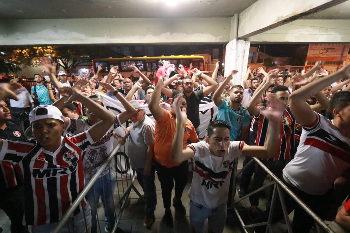 Conselho Deliberativo coral realizou primeira sesso para discutir verso do estatuto que ser levada  votao, em assembleia geral