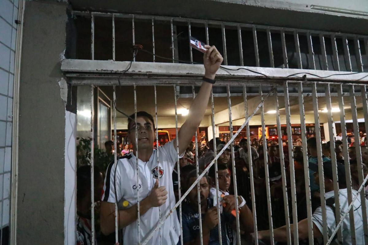 Conselho Deliberativo coral realizou primeira sesso para discutir verso do estatuto que ser levada  votao, em assembleia geral