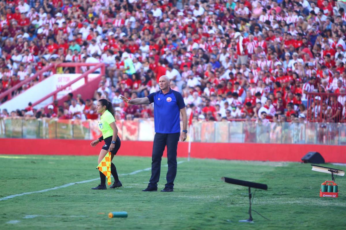 O Nutico recebeu o ABC no seu ltimo jogo em 2019, j visando a temporada seguinte. O amistoso valeu a taa Aflitos 80 anos.