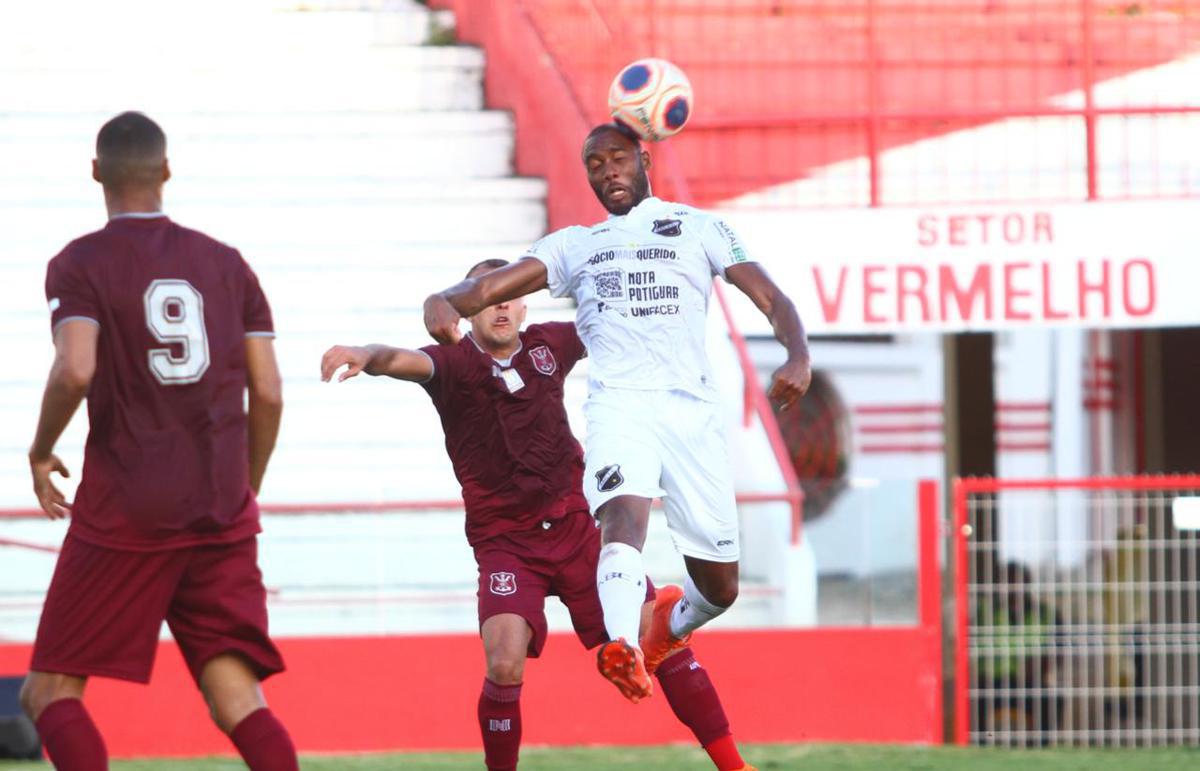 O Nutico recebeu o ABC no seu ltimo jogo em 2019, j visando a temporada seguinte. O amistoso valeu a taa Aflitos 80 anos.