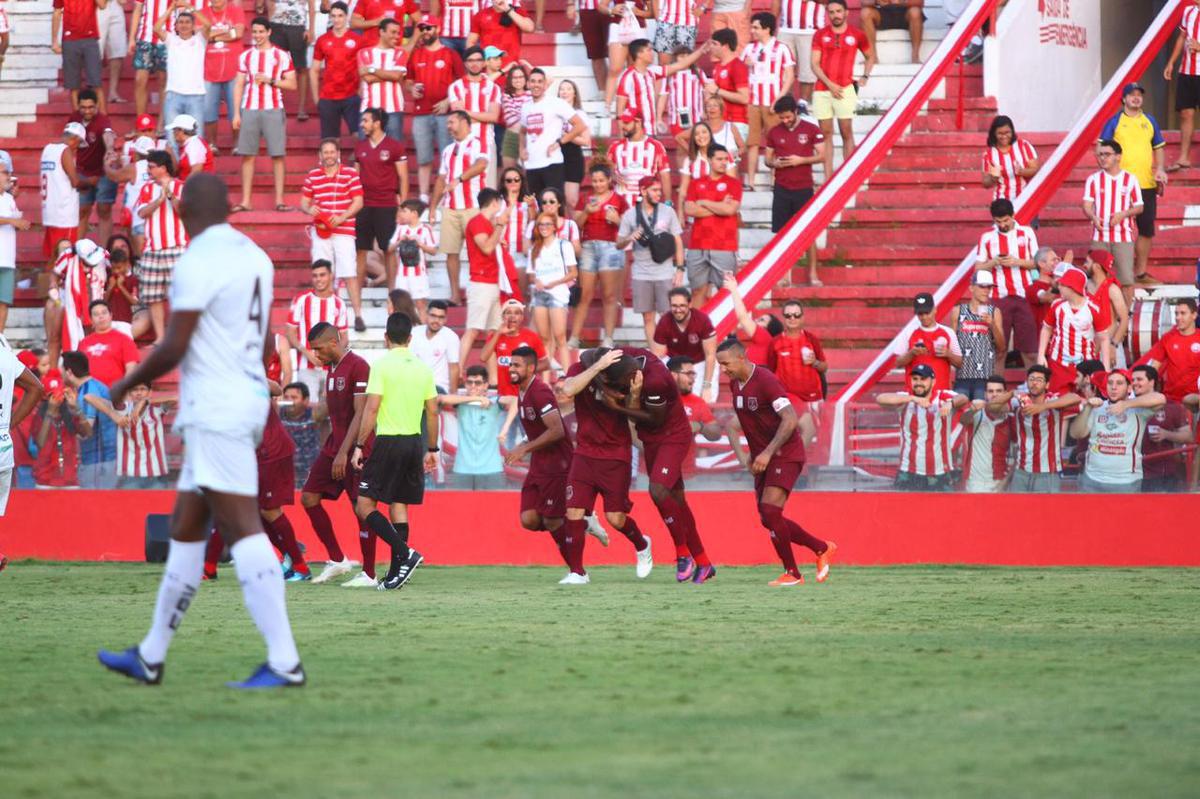 O Nutico recebeu o ABC no seu ltimo jogo em 2019, j visando a temporada seguinte. O amistoso valeu a taa Aflitos 80 anos.