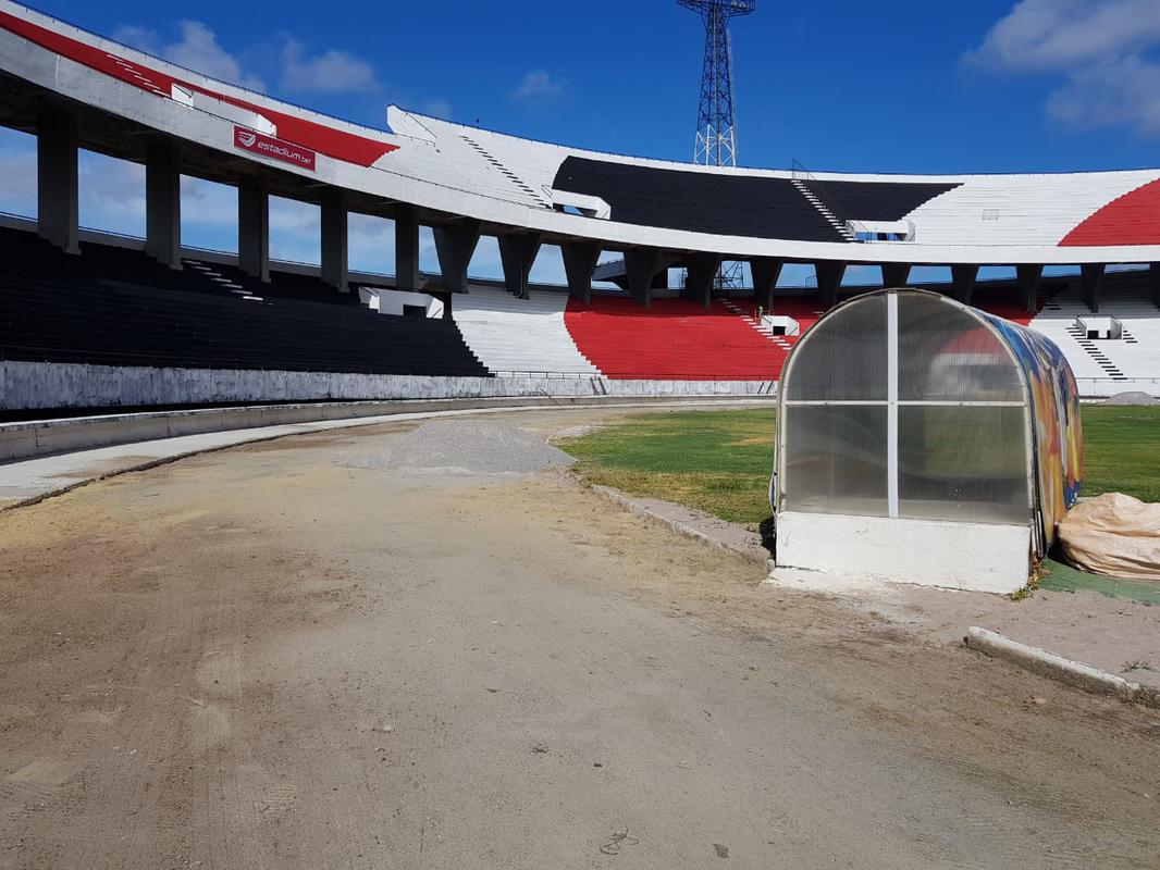 Estreia do Arruda na temporada 2020 acontece no sbado, s 19h, em um jogo do Santa Cruz pelo Campeonato Pernambucano, contra o Petrolina. Equipe corre contra o tempo para finalizar pintura e obra a tempo do jogo.