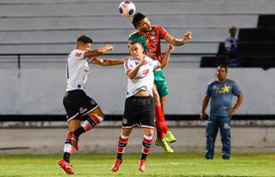 Santa Cruz e Petrolina em jogo vlido pela primeira rodada do Campeonato Pernambucano
