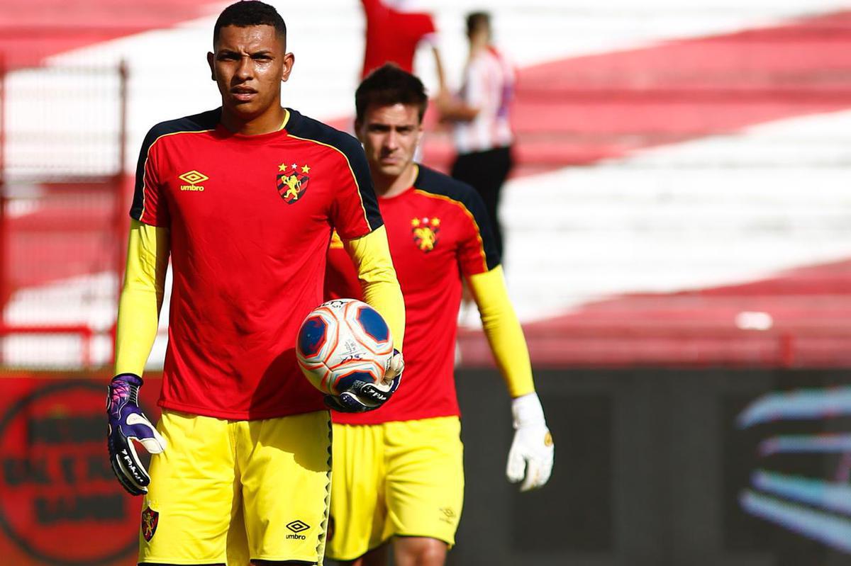 Nutico e Sport se enfrentaram nos Aflitos para o primeiro clssico do ano de 2020 no futebol brasileiro