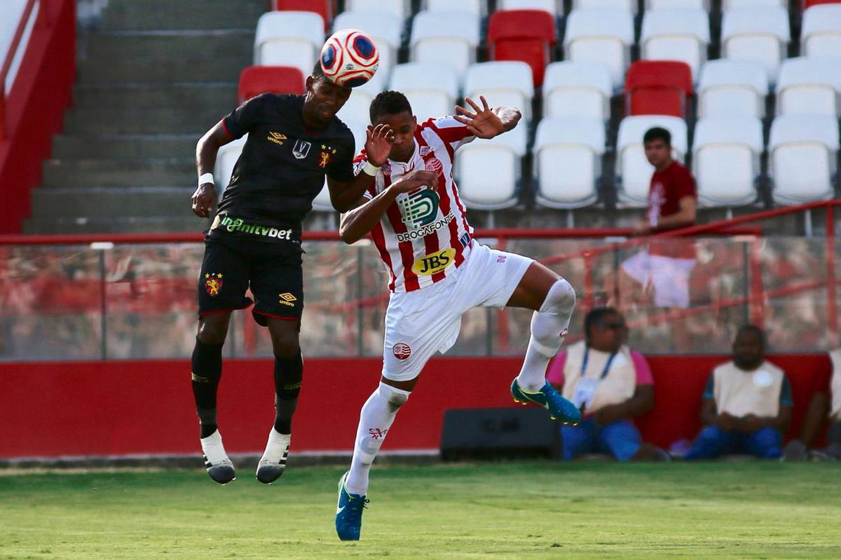 Nutico e Sport se enfrentaram nos Aflitos para o primeiro clssico do ano de 2020 no futebol brasileiro