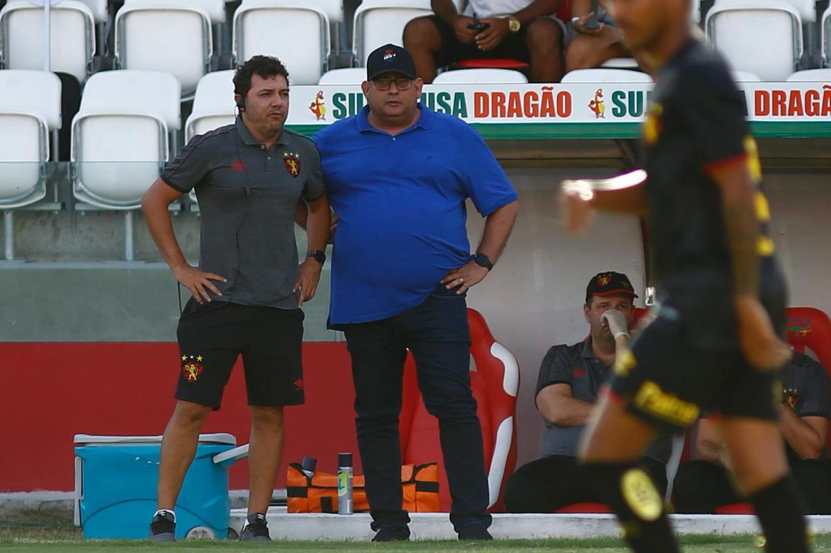 Nutico e Sport se enfrentaram nos Aflitos para o primeiro clssico do ano de 2020 no futebol brasileiro